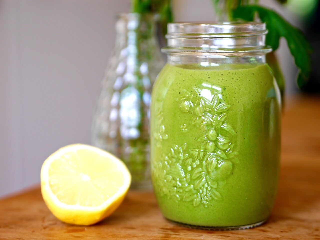 Recept: Groene smoothie met avocado en veldsla