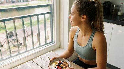 Is yoghurt gezond? Voedingswaarden, voordelen en nadelen uitgelegd