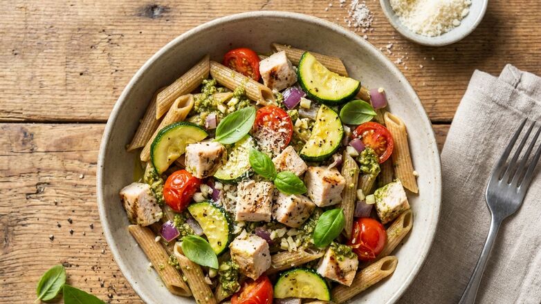 Recept: Pasta pesto met kip en courgette