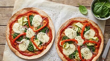 Recept: Wrap pizza met mozzarella en groenten