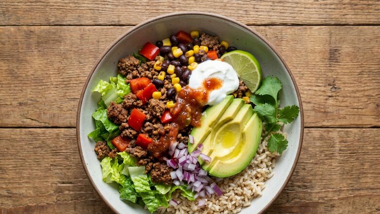 Recept: Burrito bowl met gehakt en avocado