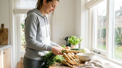 Is pastinaak gezond? Voedingswaarden, voordelen en nadelen uitgelegd