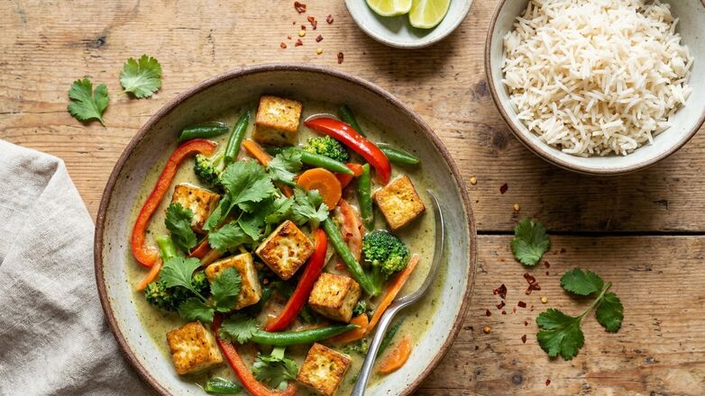 Recept: Groene curry met tofu en groenten