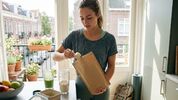 Waarom eiwitpoeder een onmisbare sportbuddy of een overschatte hype is