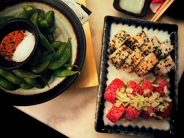 Waar vind ik gezonde sushi in Den Haag?