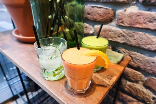 Kan je lekkere smoothies drinken bij Barista Cafe?